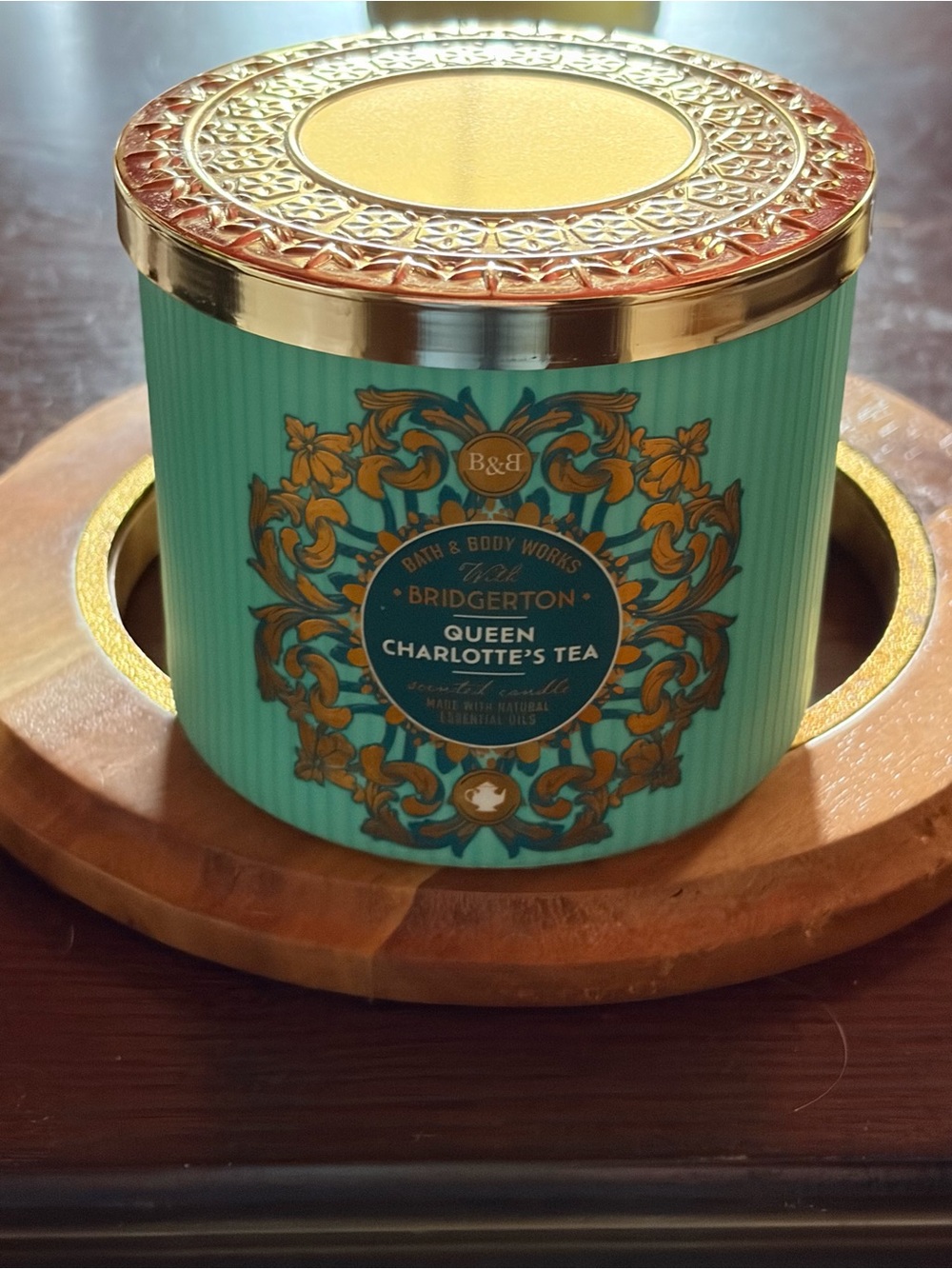 Retired Bath & Body Works Queen Charlotte's Tea Candle - Teal & Gold Lid